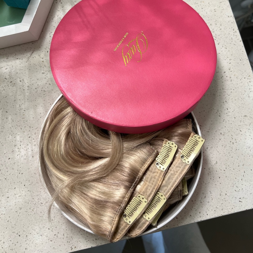 Never Worn Luxy Hair Extensions